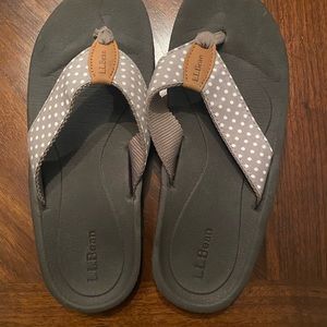 L.L. Bean flip flops. Size 9